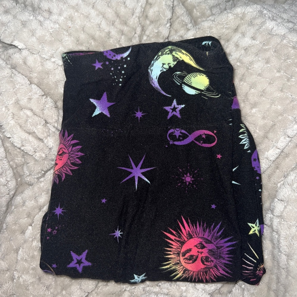 Neon designed leggings